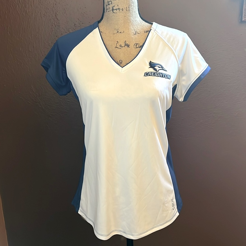 NWOT Creighton University Bluejays dryfit v-neck tshirt